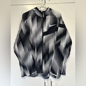 Nike Impossibly Light Men's XL Hooded Windrunner Jacket Black Gray 833547-010